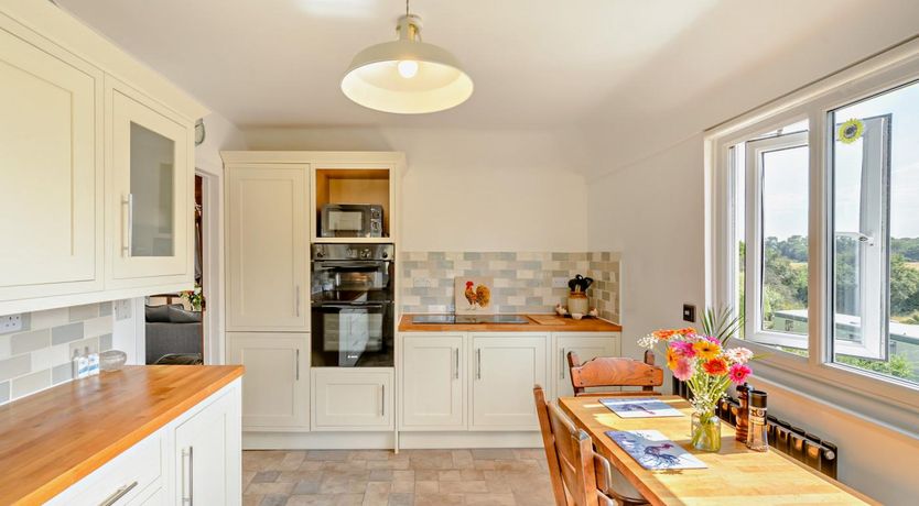 Photo of 2 Bed in Beckley