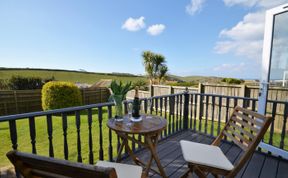 Photo of 3 Bed in Hope Cove