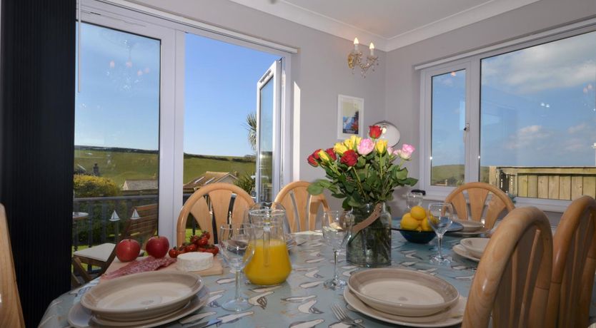 Photo of 3 Bed in Hope Cove