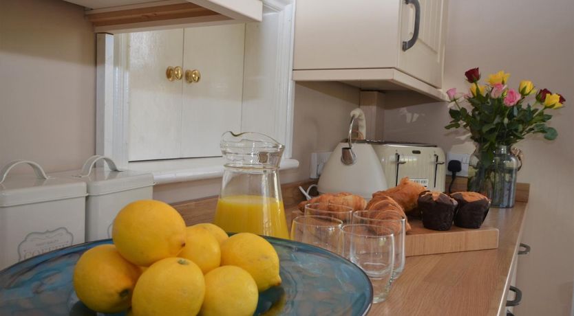 Photo of 3 Bed in Hope Cove