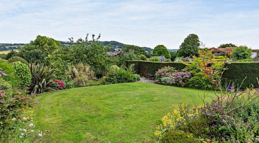 Photo of 3 Bed in Lyme Regis