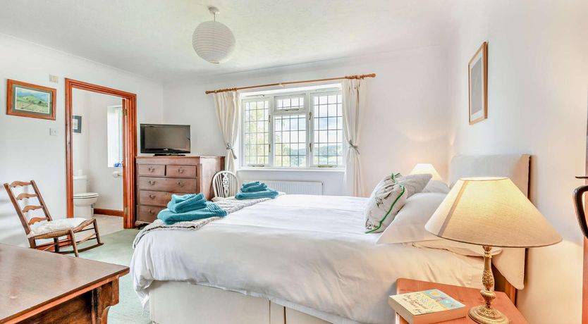 Photo of 3 Bed in Lyme Regis