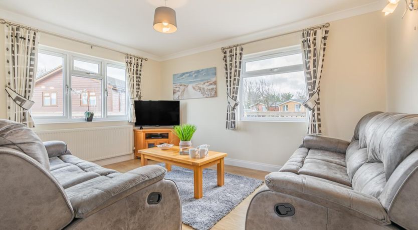 Photo of 3 Bed in St. Merryn