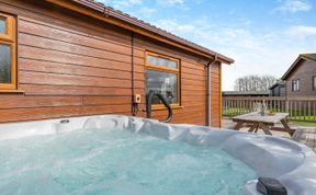 Photo of 3 Bed in St. Merryn