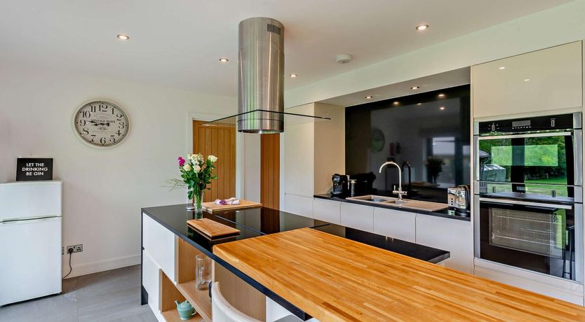 Photo of 3 Bed in Biddenden
