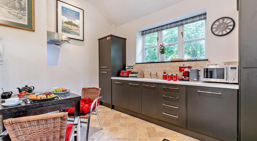 Photo of 1 Bed in Lamorna