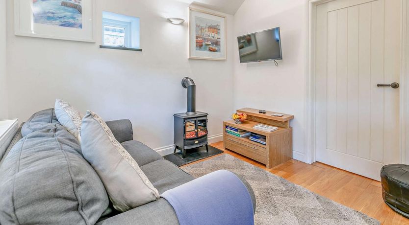 Photo of 1 Bed in Lamorna