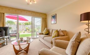 Photo of 3 Bed in Christchurch