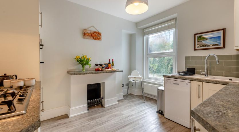 Photo of 2 Bed in Brixham