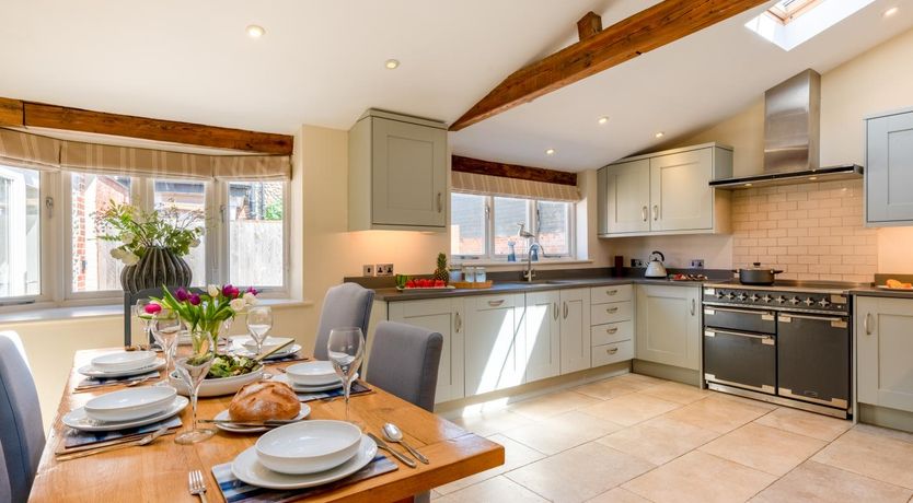 Photo of 3 Bed in Blakeney