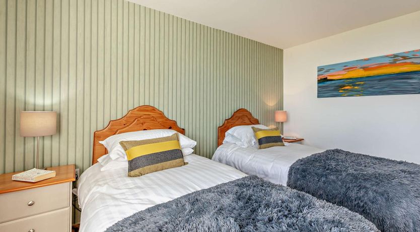 Photo of 1 Bed in Blue Anchor