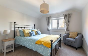 2 Bed in Bramfield Holiday Home