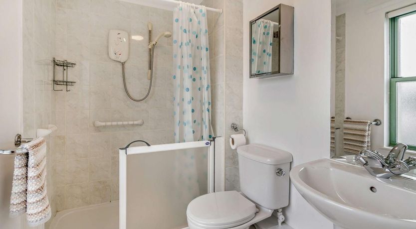 Photo of 2 Bed in Broad Haven