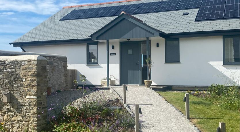 Photo of 2 Bed in Abbotsham