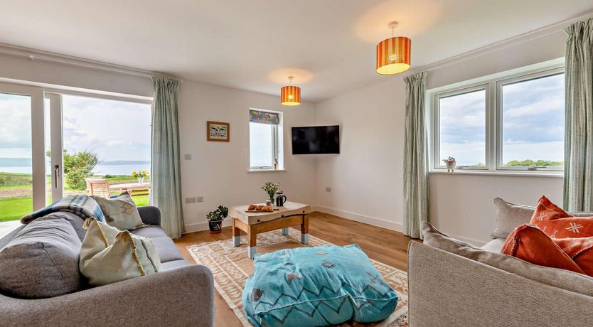 Photo of 2 Bed in Abbotsham