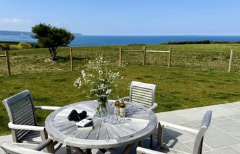 2 Bed in Abbotsham Holiday Home