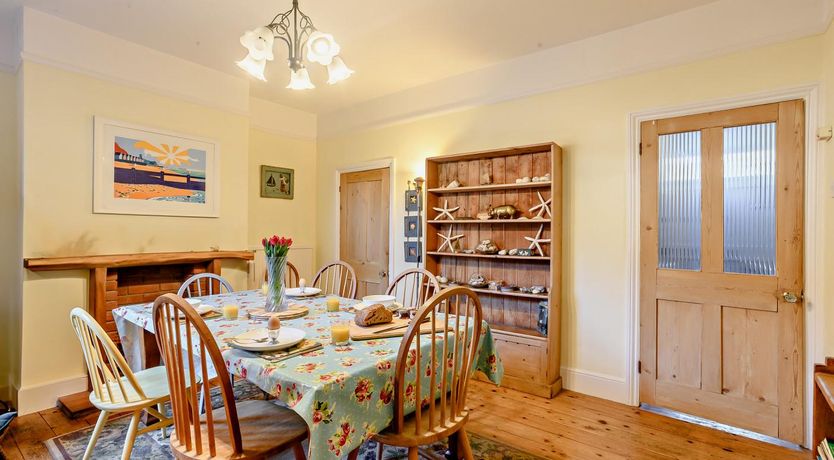 Photo of 2 Bed in Overstrand