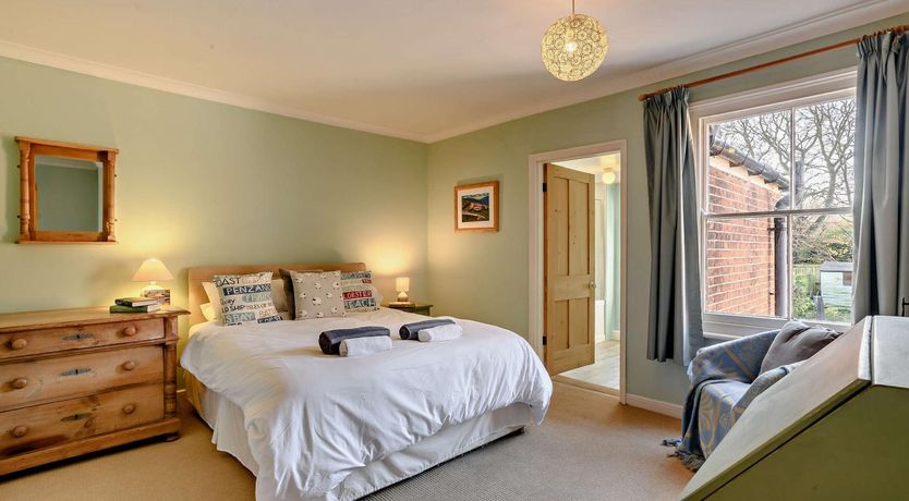 Photo of 2 Bed in Overstrand