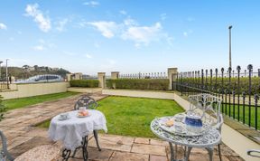 Photo of 2 Bed in Tenby