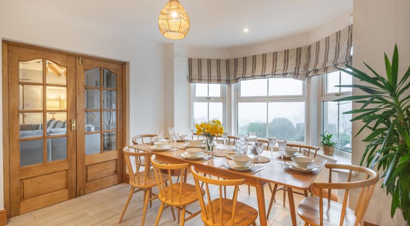 Photo of 5 Bed in Mynytho