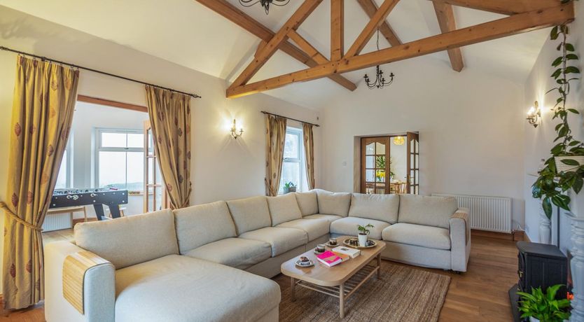 Photo of 5 Bed in Mynytho