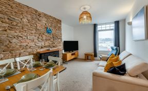 Photo of 2 Bed in Kingswear