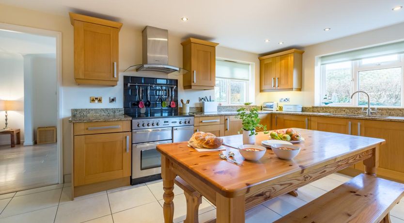Photo of 4 Bed in Croyde