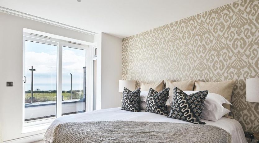 Photo of 4 Bed in Stoke Fleming