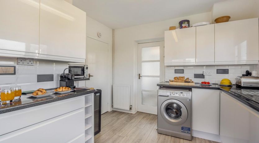 Photo of 3 Bed in Abersoch