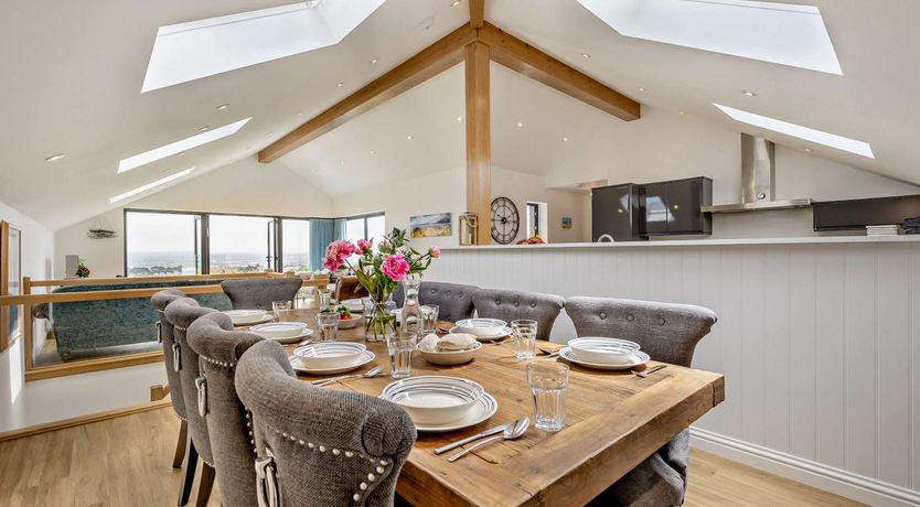 Photo of 4 Bed in Carbis Bay