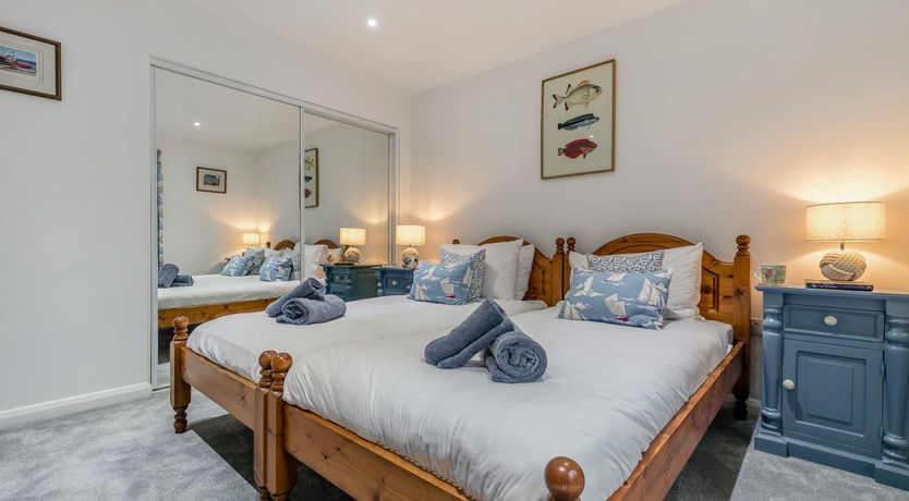 Photo of 3 Bed in Ruan Minor