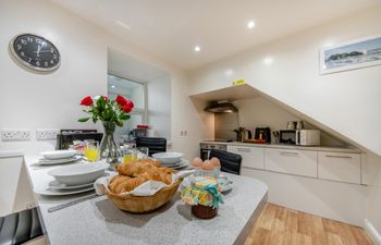 2 Bed in Tenby Holiday Home