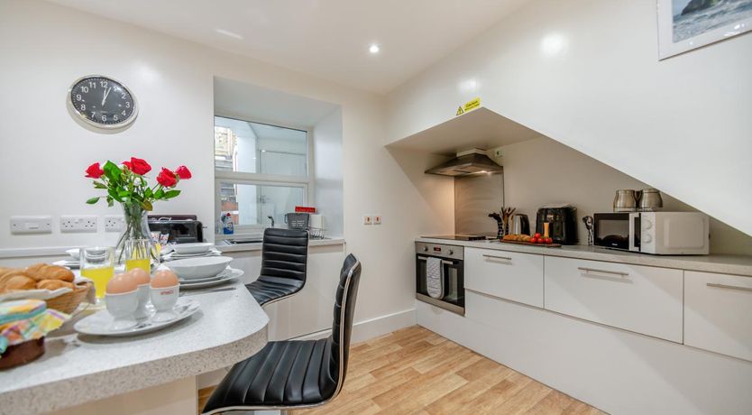 Photo of 2 Bed in Tenby