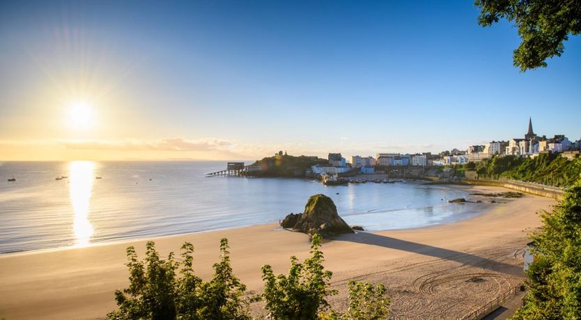 Photo of 2 Bed in Tenby