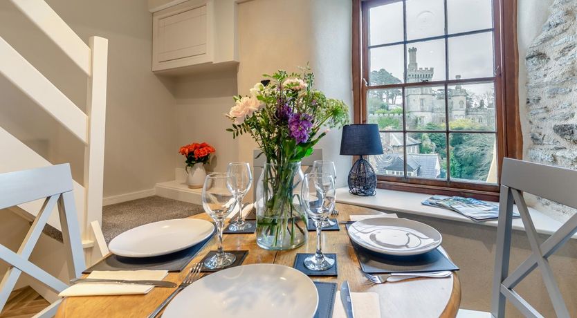 Photo of 2 Bed in Fowey