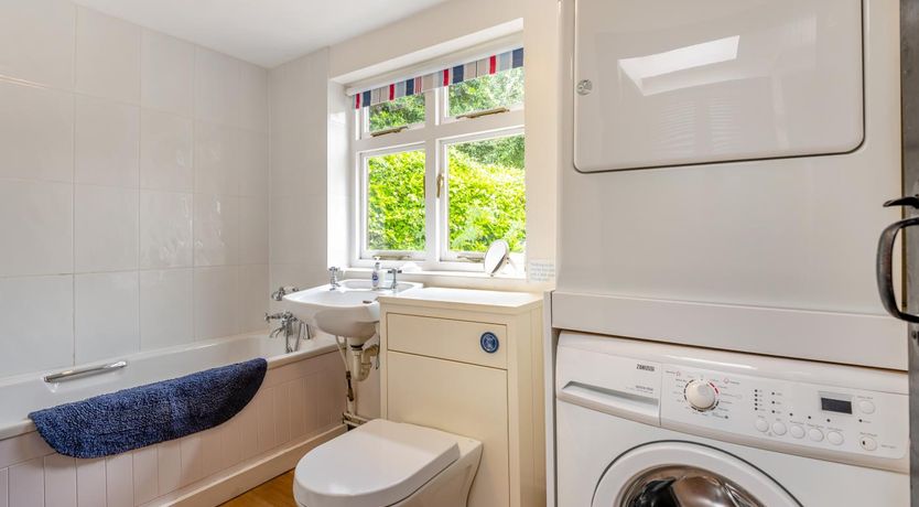 Photo of 3 Bed in Studland