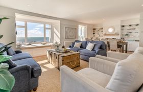 Photo of 5-bed-in-downderry