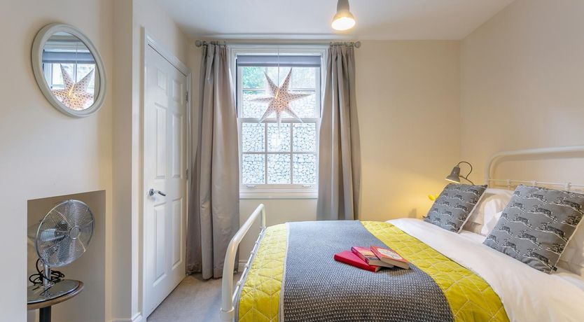 Photo of 2 Bed in Rye