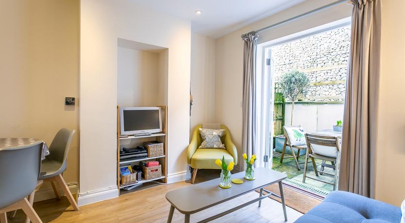 Photo of 2 Bed in Rye