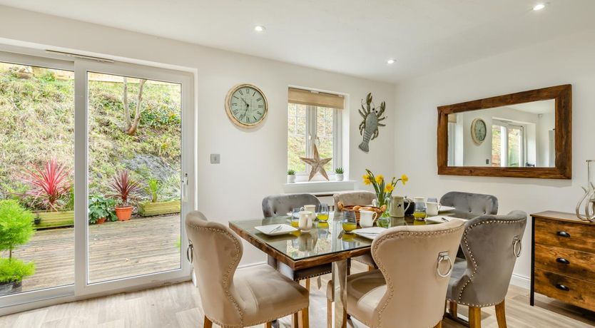 Photo of 4 Bed in Combe Martin