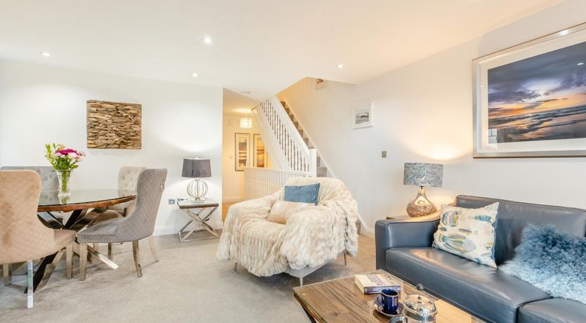 Photo of 4 Bed in Combe Martin