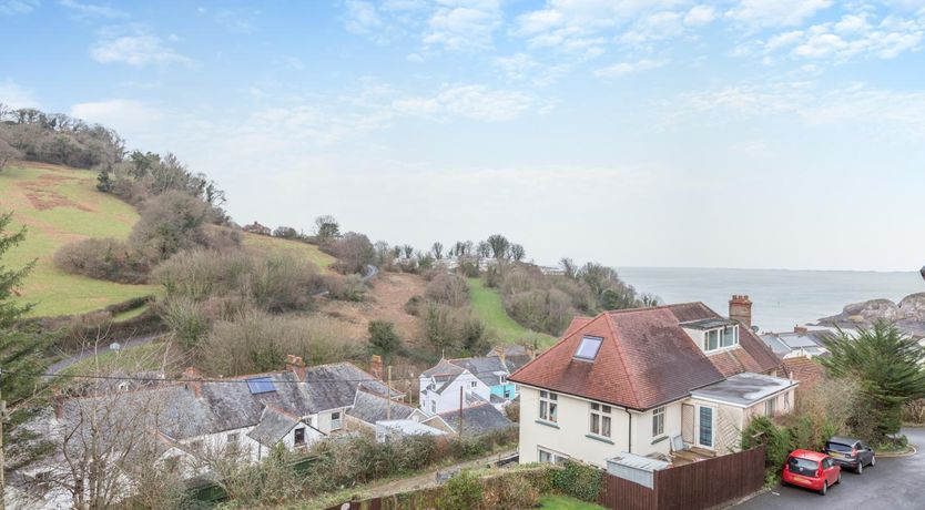Photo of 4 Bed in Combe Martin