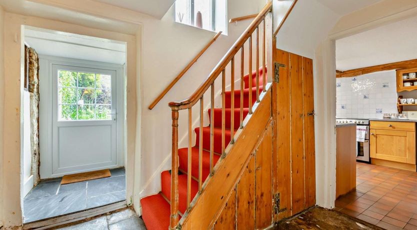 Photo of 3 Bed in Axmouth
