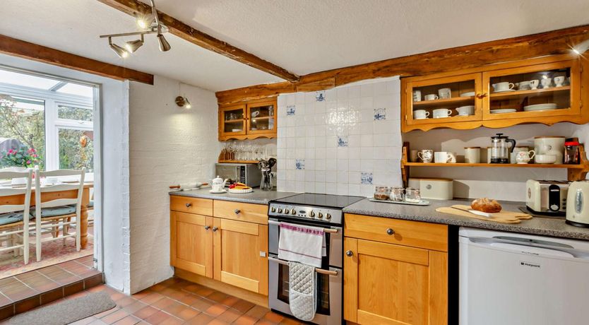 Photo of 3 Bed in Axmouth