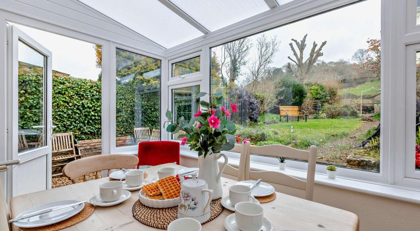 Photo of 3 Bed in Axmouth