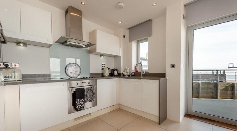 Photo of 2 Bed in Tenby