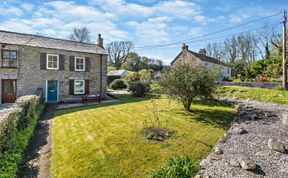 Photo of 3 Bed in St. Austell