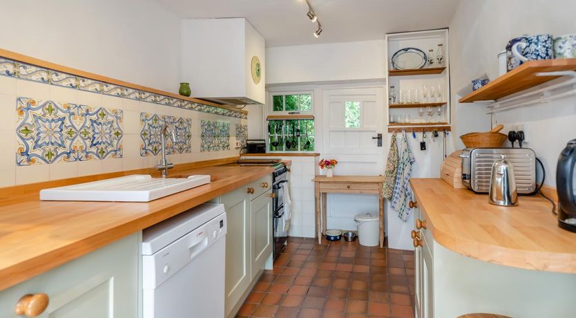 Photo of 3 Bed in Martinstown