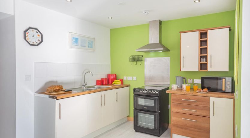Photo of 1 Bed in Nefyn