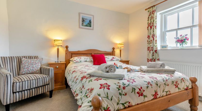Photo of 2 Bed in Ponsanooth
